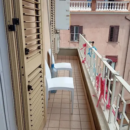 House Maurizio Holiday home *
