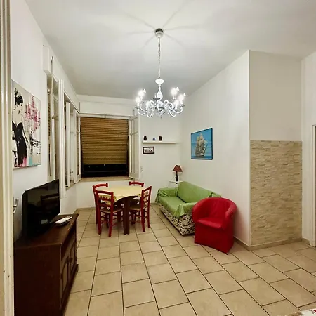 House Maurizio Formia